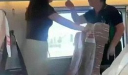 初中女生打架撕衣视频在线观看,初中女生撕衣打架事件视频曝光