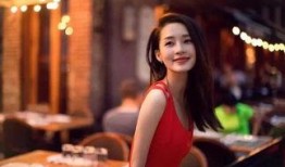 爆料有人追李沁吗视频,神秘男子是谁？