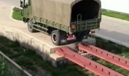 卡车真实收入爆料视频播放,视频爆料揭示行业现状